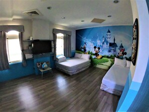 Desk, blackout curtains, free WiFi, bed sheets