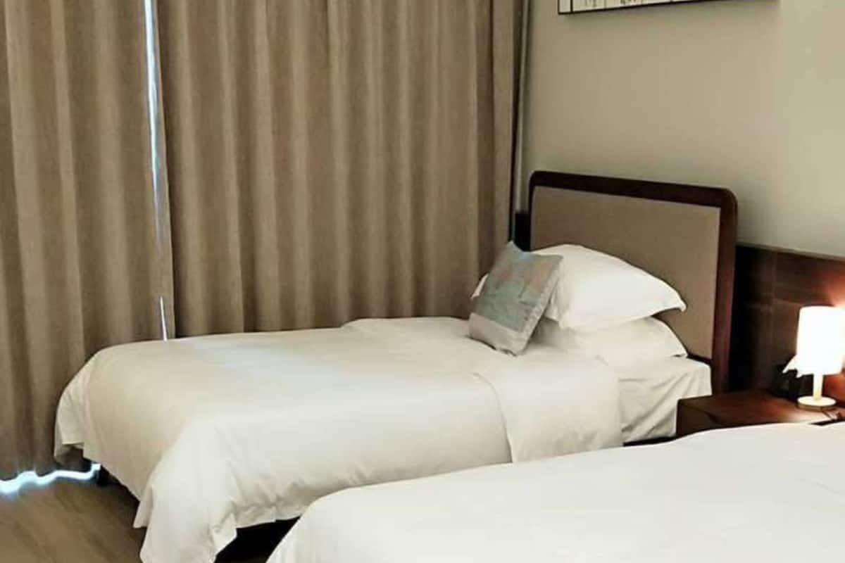 Deluxe suite, uitzicht op stad | 1 slaapkamer, verduisterende gordijnen, gratis wifi, beddengoed