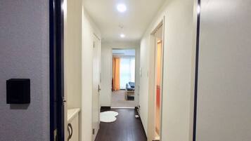 Standard Twin Room | Living area | Flat-screen TV