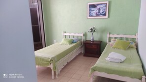 6 bedrooms, iron/ironing board, free WiFi, bed sheets