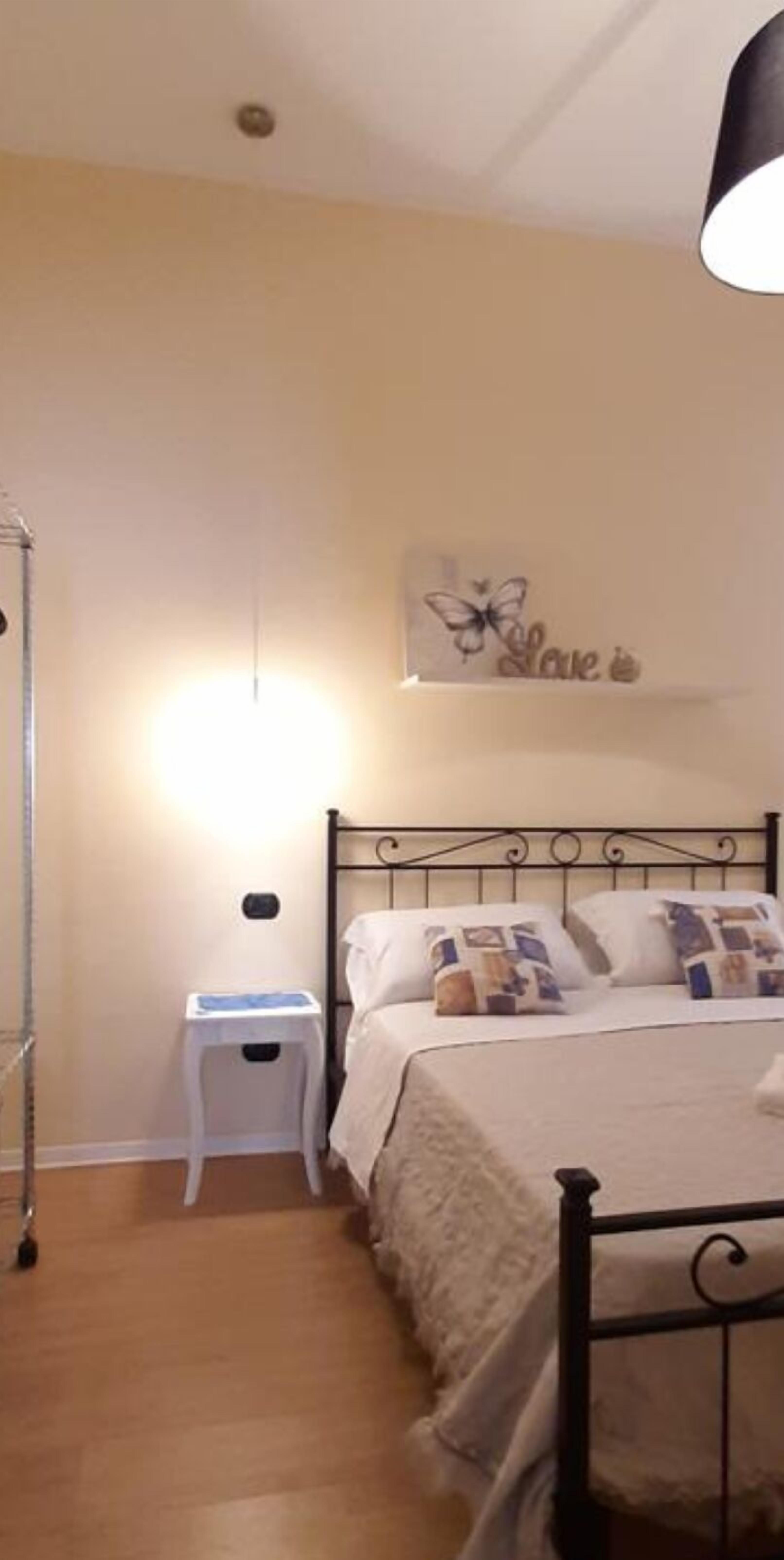 1 habitación y caja de seguridad en la habitación 