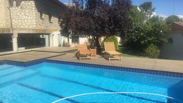 Piscina a l'aire lliure