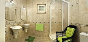 公寓, 3 间卧室, 厨房, 海景 | 浴室 | 吹风机、毛巾