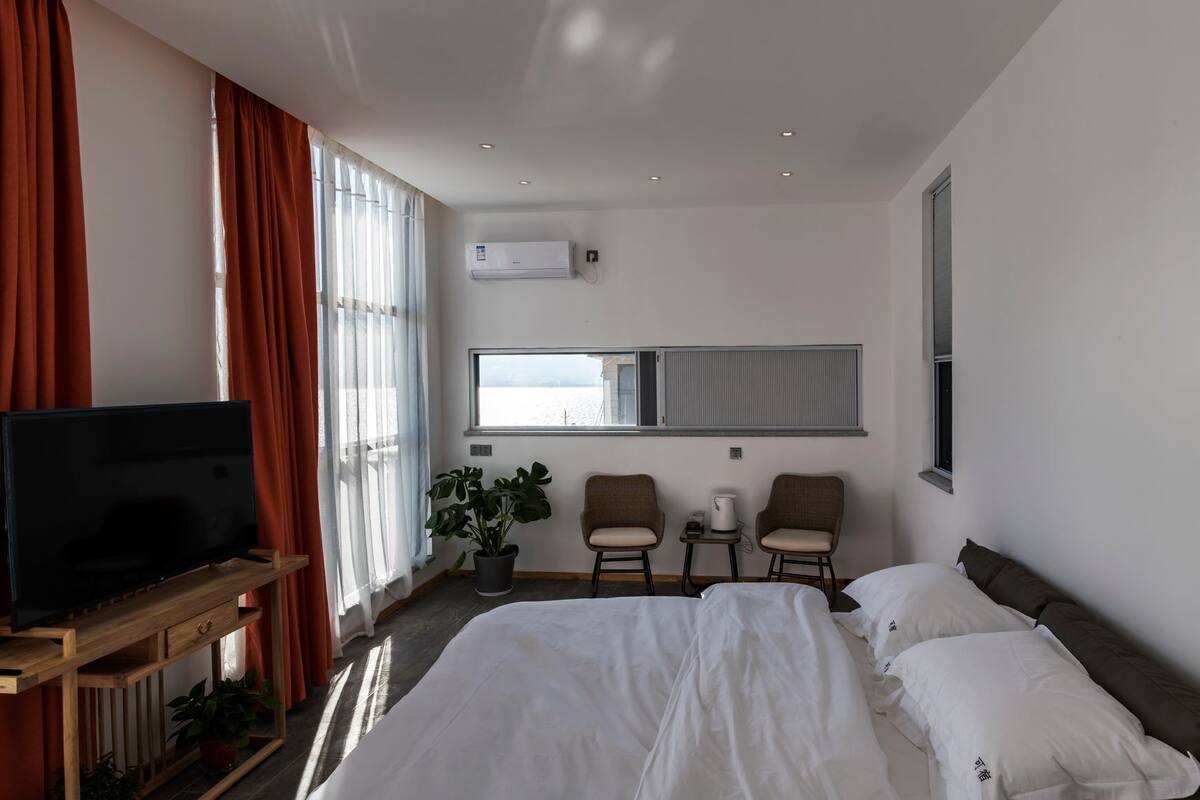 Traditional-Doppelzimmer | Daunenbettdecken, Pillowtop-Betten, individuell dekoriert