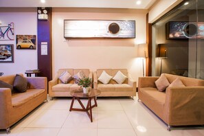 Khu tiếp khách ở sảnh