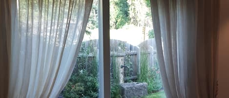 电视、立体声音响