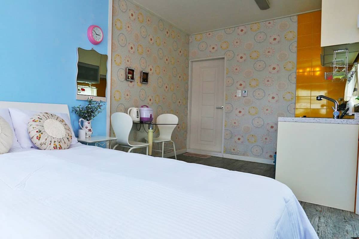 Room (Piccolo, Base 2-person) | 1 bedroom, free WiFi
