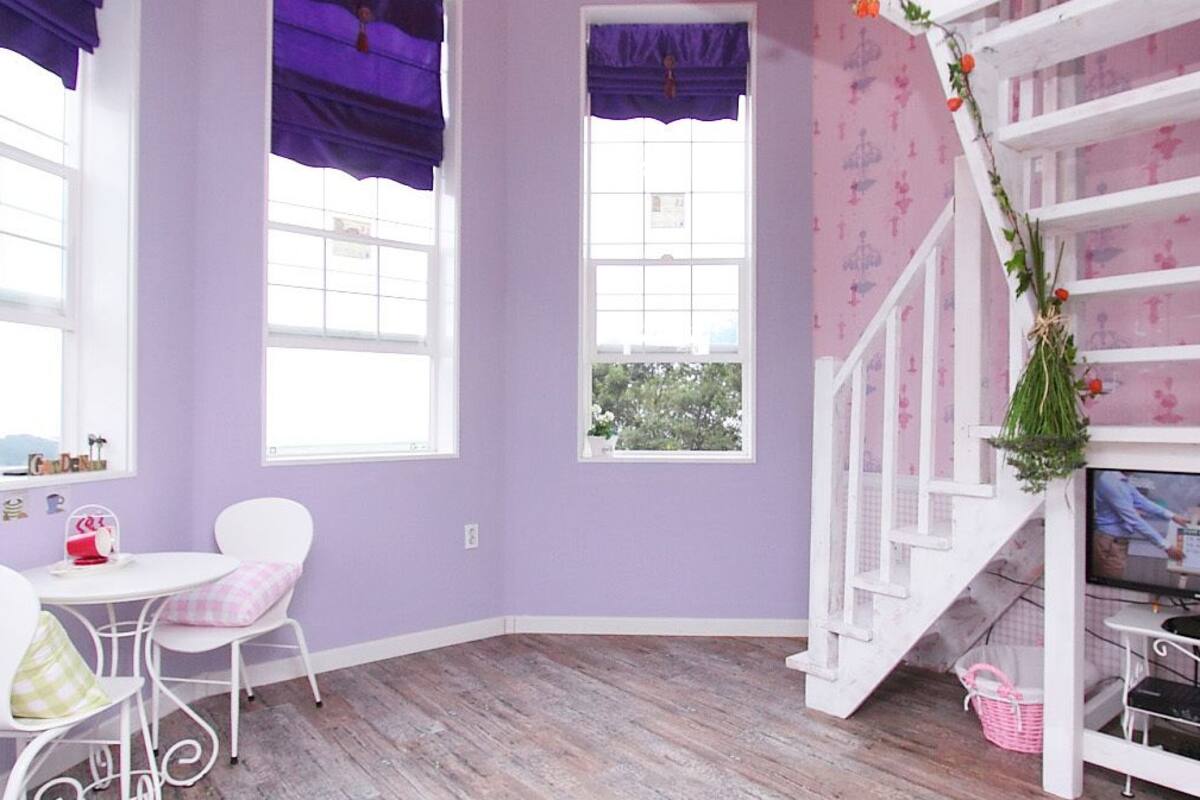 오보에 (기준 인원 2인) | 거실 공간 | LCD TV