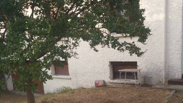 Enceinte de lâhĂ©bergement