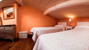 2 bedrooms, bed sheets