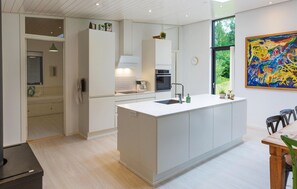 Fridge, stovetop, dishwasher, coffee/tea maker - 5 bedroom nice home in Rørvig (Rørvig)