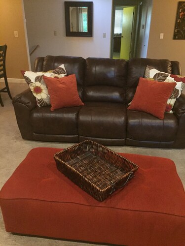 Awesome and Spacious, updated 2 bedroom Condo