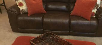 Awesome and Spacious, updated 2 bedroom Condo