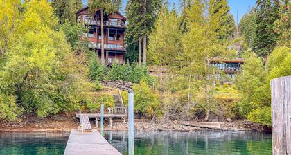 Grand lakeside home with private hot tub, sauna, game room & home theater