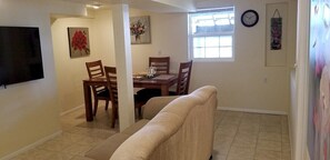 Interior - Sea View Inn Summary: (Anacortes)