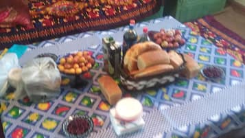 Alimentos y bebidas