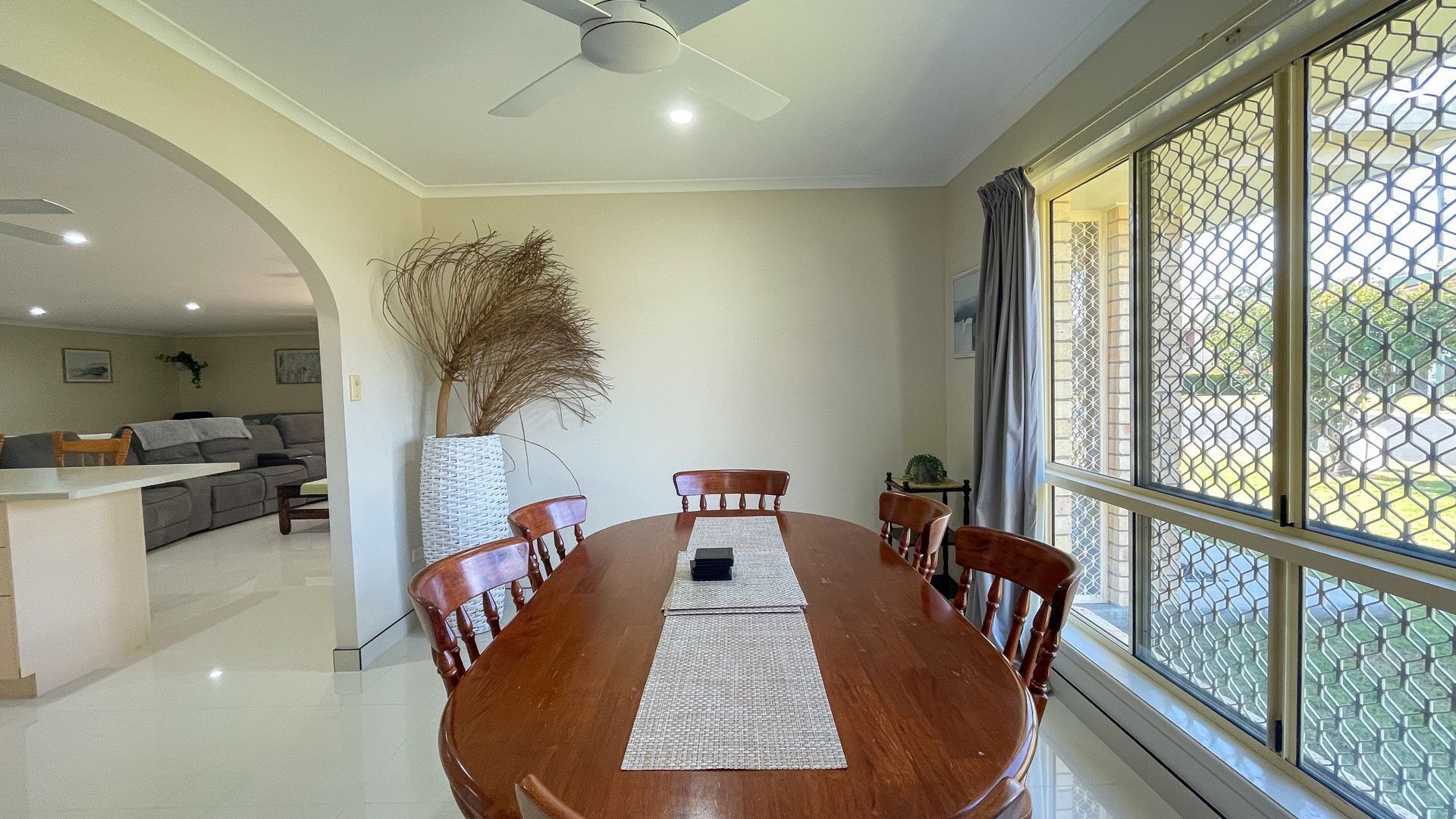 Sandy Paws - Burrum Heads- Walk to Beach -3BR- Aircon-Pool table — image 18