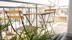 Triple Room, Balcony (84) | Minibar, desk, free WiFi, bed sheets - Dolci Emozioni (Bari)