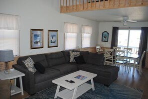Smart TV - Experience Outer Banks Beaches just steps away (Kill Devil Hills)