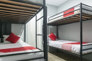 Standard Bunk 4 Bed | Wi-Fi de cortesia, roupa de cama