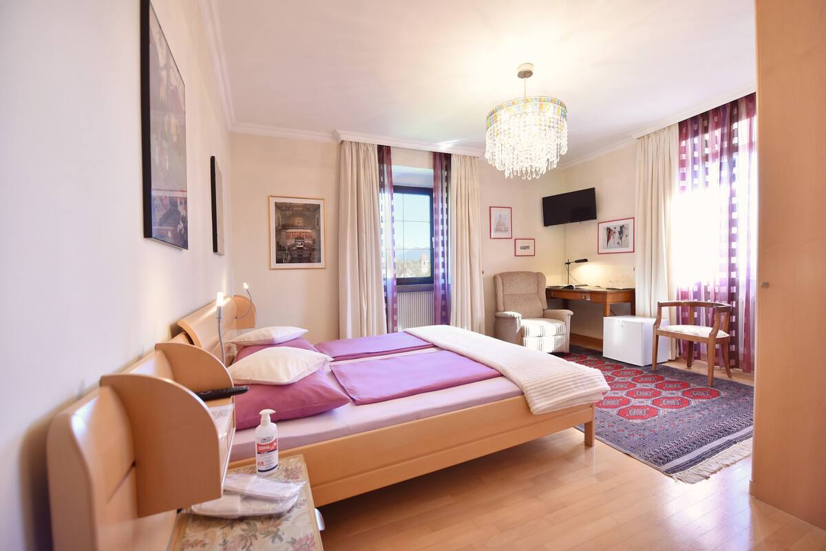 Habitación doble, vista al jardín | 1 habitación, wifi gratis y acceso para silla de ruedas