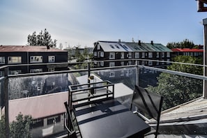 City Apartment, 2 Bedrooms | Balkoni