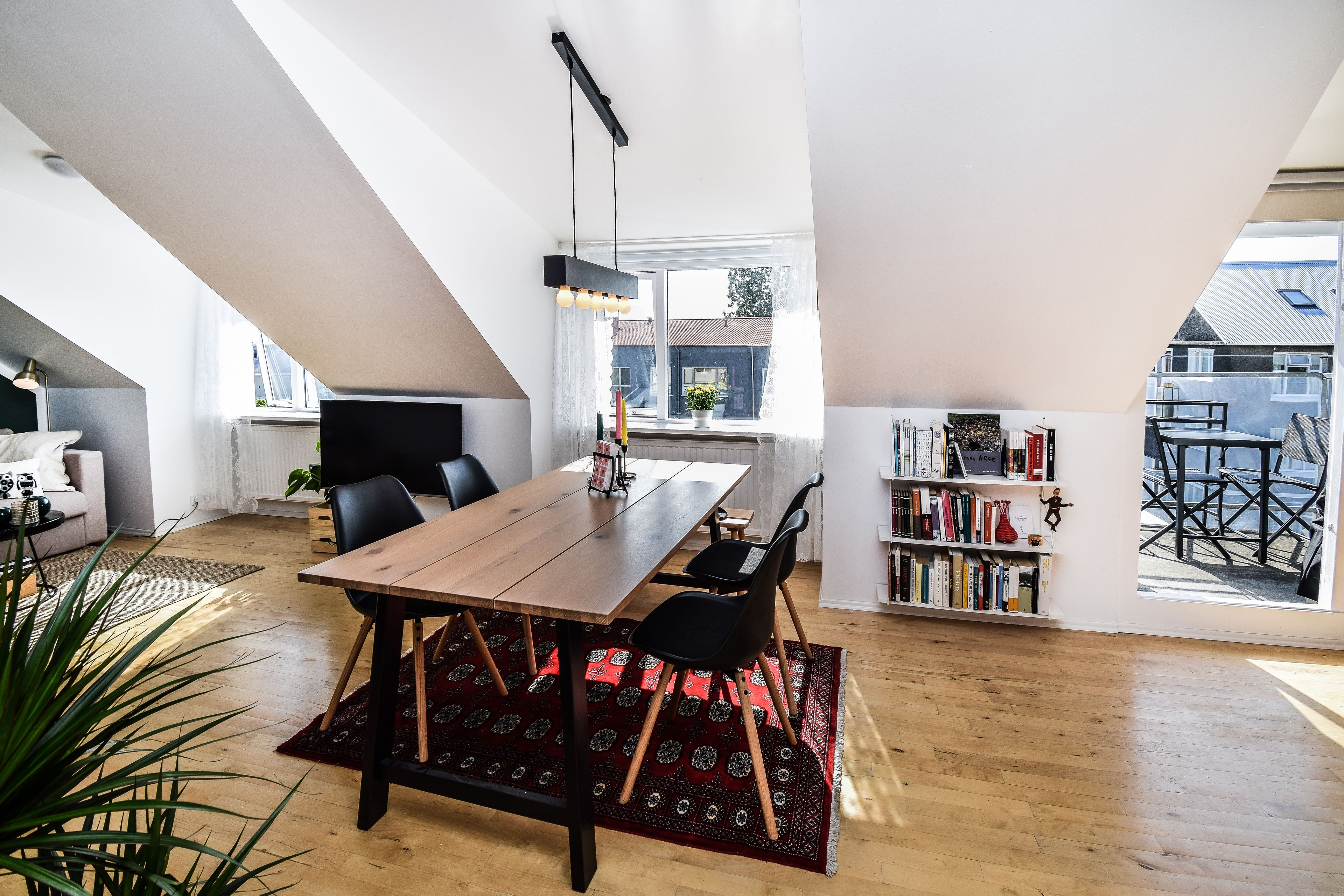 都會公寓, 2 間臥室 | 起居區 | 電漿電視