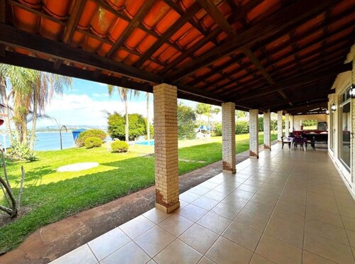 Christmas package from December 23rd to 28th, available at a spectacular country house by the reservoir!