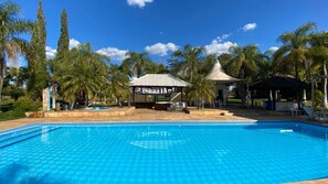 Outdoor pool - Aquarela Farm, a beautiful leisure space in Itu, 75km from São Paulo. (Itu)