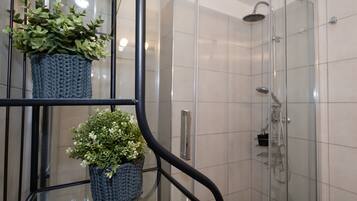 Chambre Double, balcon (3) | Salle de bain