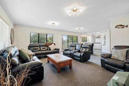 Seven by the Sea in New Plymouth