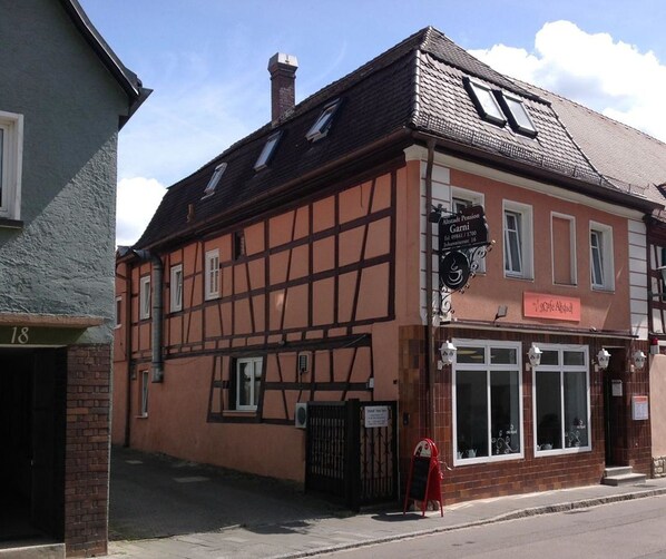 Front of property - Altstadt-Garni (Bad Windsheim)