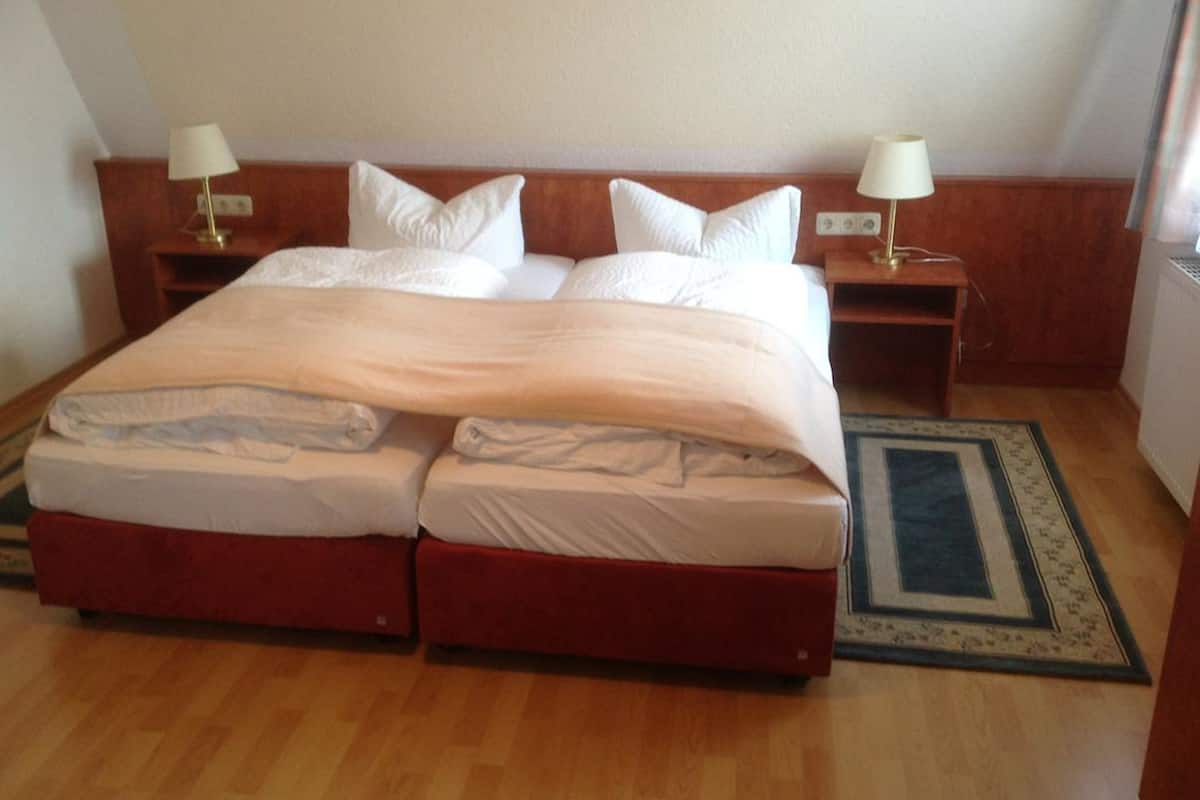 Matelas mémoire de forme, espace de travail pour ordinateur portable