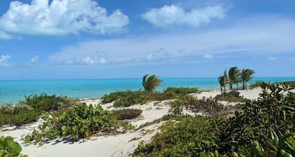 SunSeaSand - Seaside Studio Unit A - Long Bay Hills