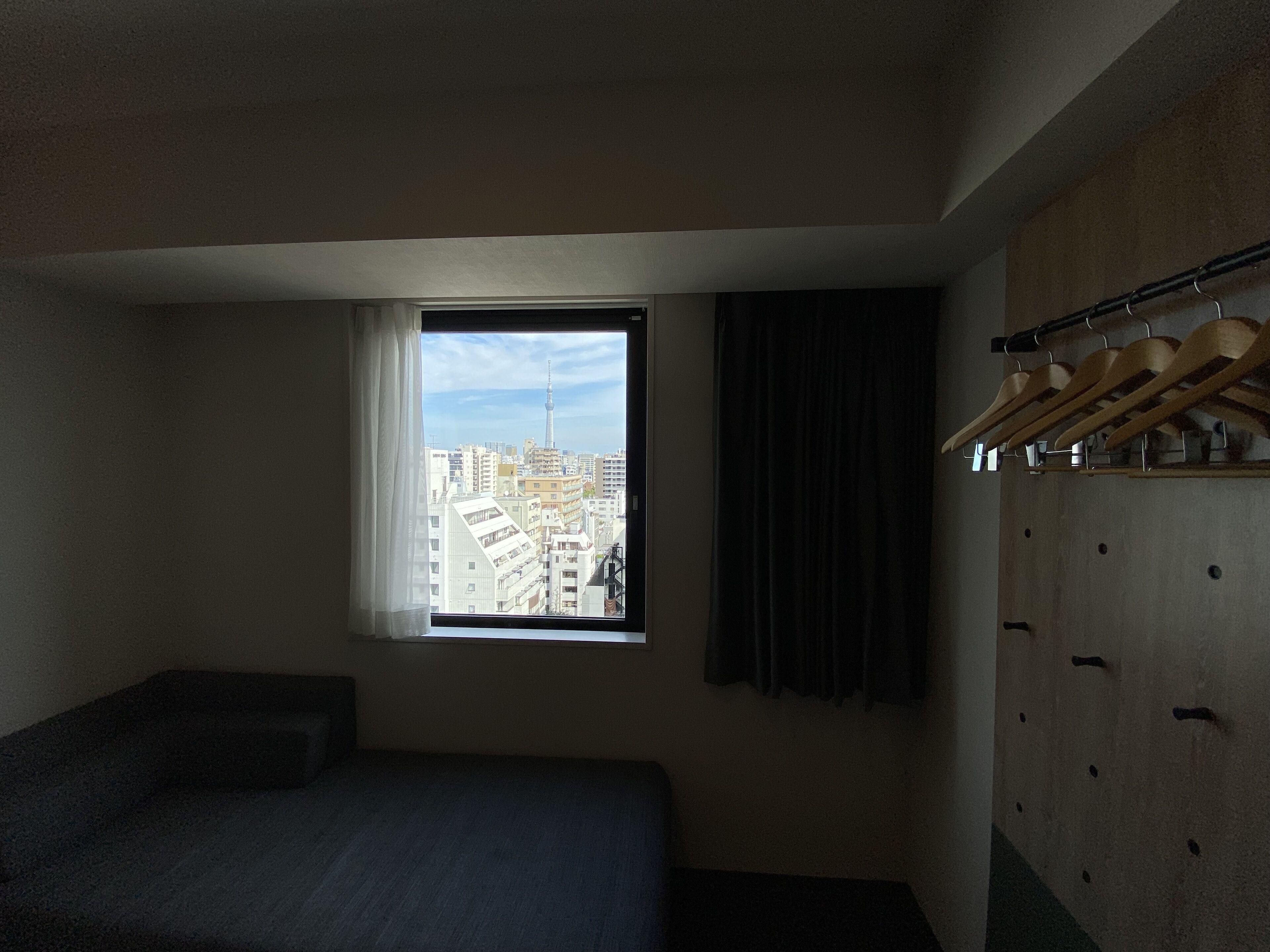 deluxe twin room, non smoking (with sofa bed) | in-room safe, free wifi, bed sheets