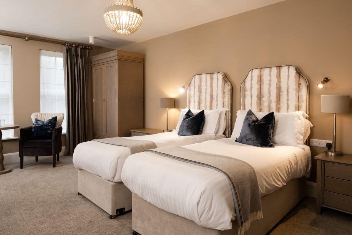 Chambre Signature double ou avec lits jumeaux | 1 chambre, draps en coton égyptien, literie de qualité