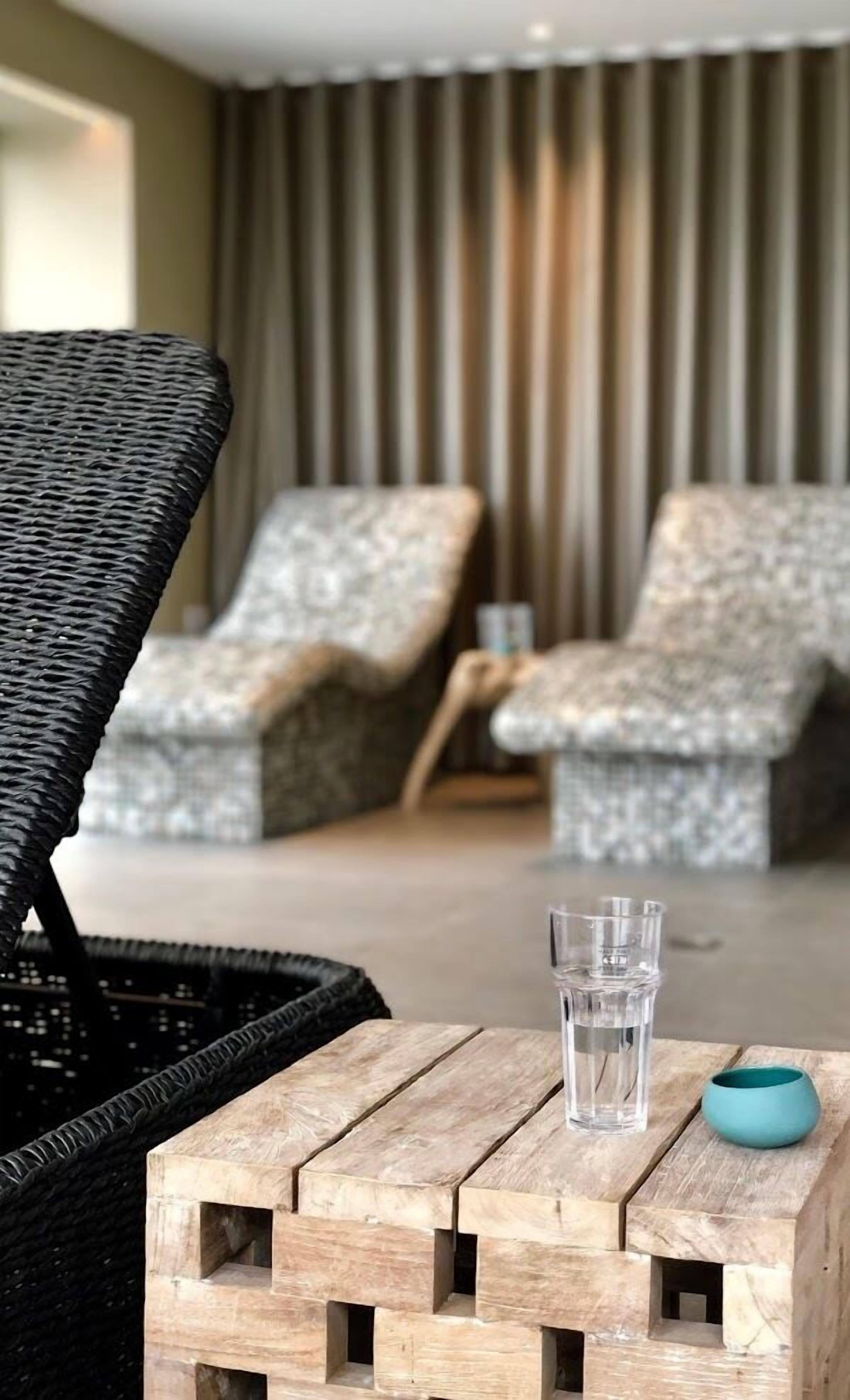 Sauna, hot tub, steam room, body treatments, body wraps, facials