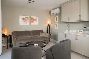 Suite Studio Luxe | Coin séjour