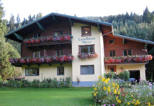 Voorkant van accommodatie