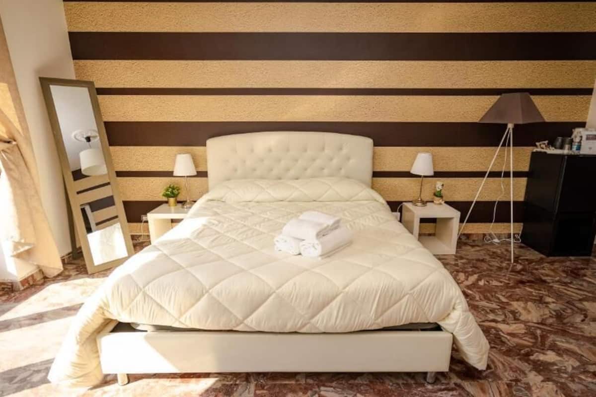 Habitación Deluxe, balcón (51) | 1 dormitorio, ropa de cama de alta calidad, edredones de plumas