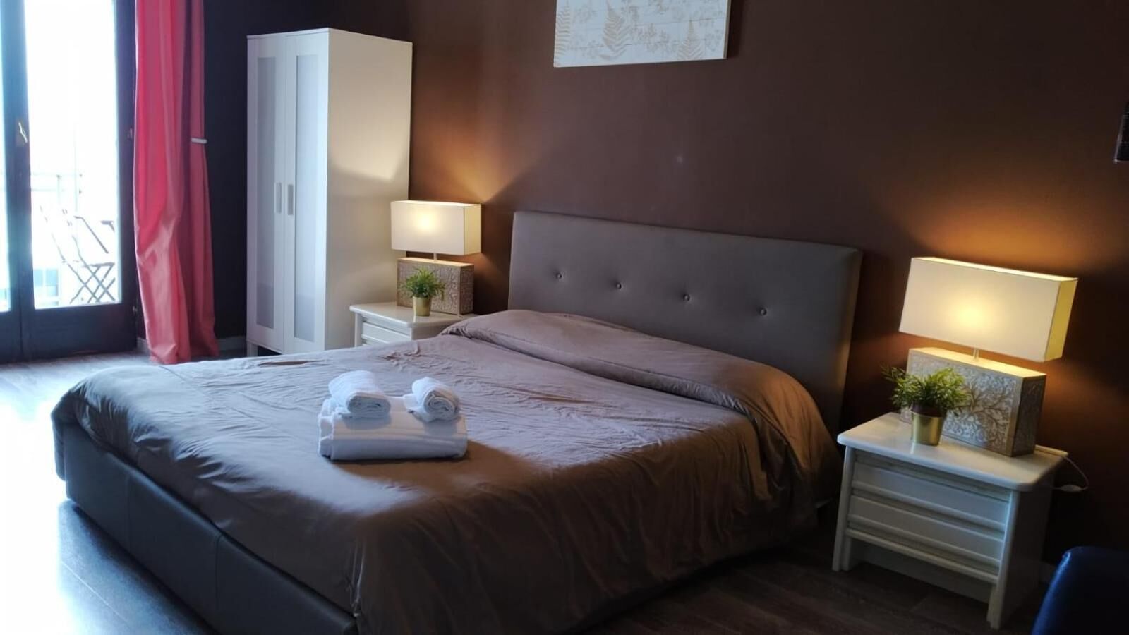 Premium bedding, down comforters, memory foam beds, minibar