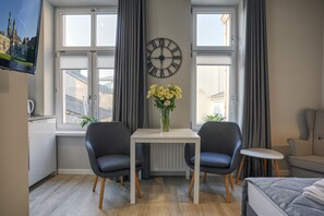 1 slaapkamer, individueel gedecoreerd, individueel gemeubileerd