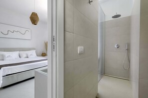 3 chambres, fer et planche à repasser, lit parapluie, Wi-Fi gratuit