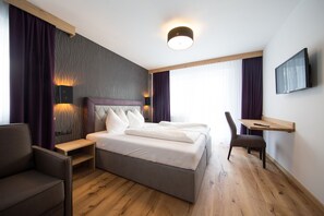 Soundproofing, free cribs/infant beds, free WiFi, bed sheets - Lakeside by A CASA (Soelden)