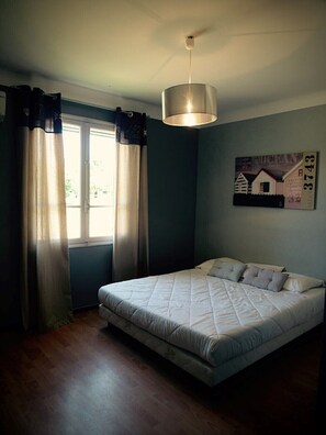 2 室のベッドルーム