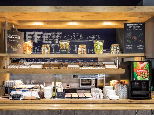 Daily buffet breakfast (EUR 4.95 per person)