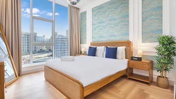 Deluxe Apartment | 1 bedroom, Egyptian cotton sheets, premium bedding, in-room safe