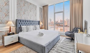 Superior Apartment | 1 bedroom, Egyptian cotton sheets, premium bedding, in-room safe