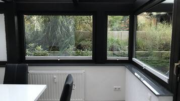 Souterrain | In-room dining