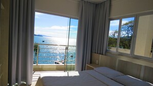 Apartment, Multiple Beds | 5 bedrooms, WiFi (free) - Cod 010 Lindo Triplex frente mar Lagoinh (Bombinhas)